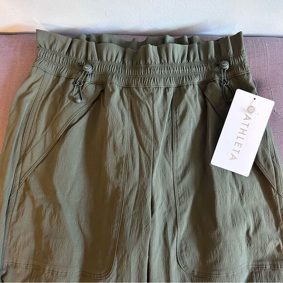 NWT Athleta Trekkie Parachute Olive Green Pants! - Picture 4 of 8